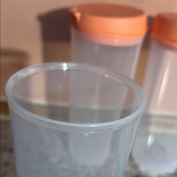 Orange Lid Storage Containers - Picture 6 of 6